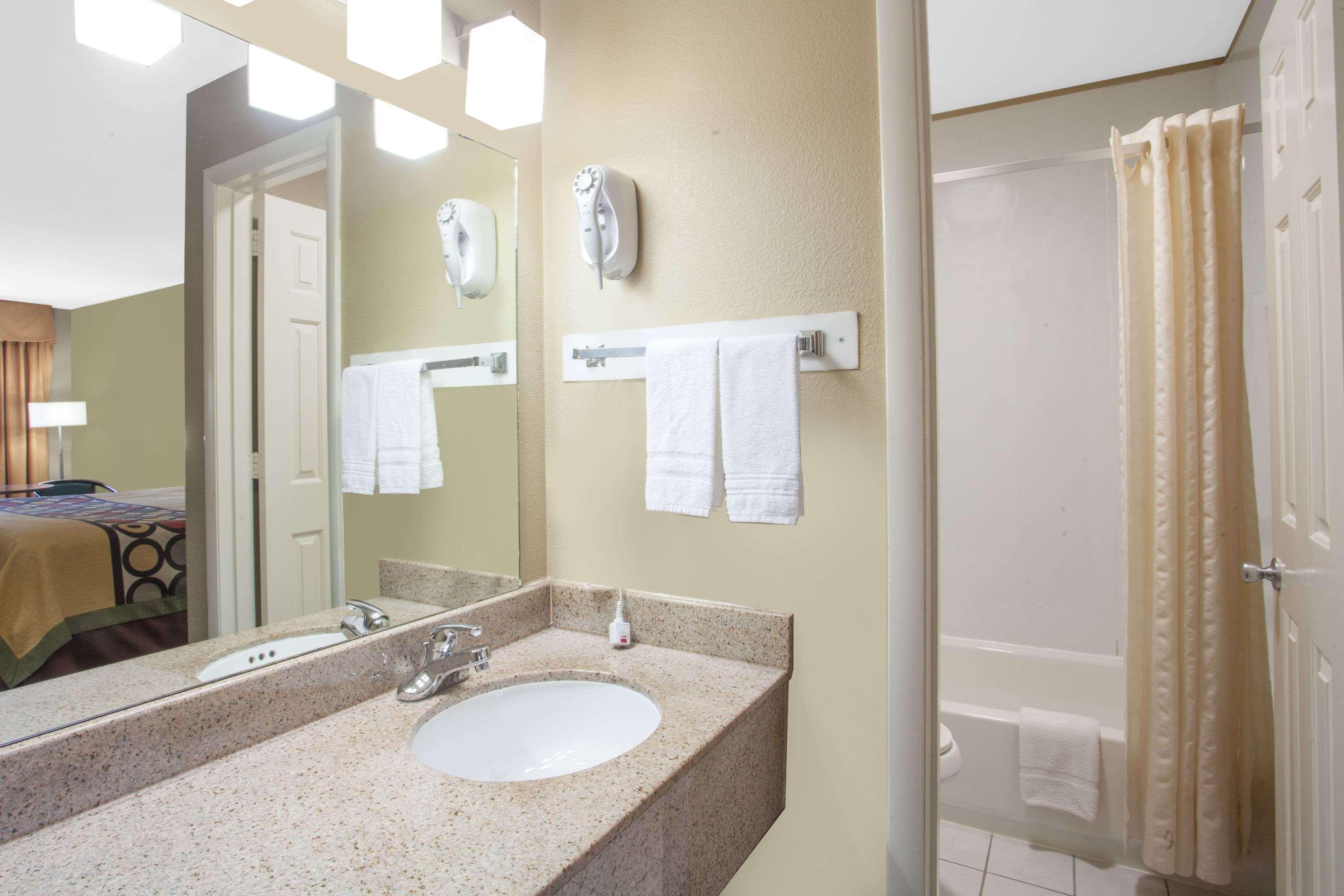 Super 8 By Wyndham Nashville West Extérieur photo