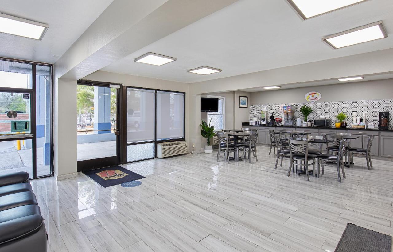 Super 8 By Wyndham Nashville West Extérieur photo