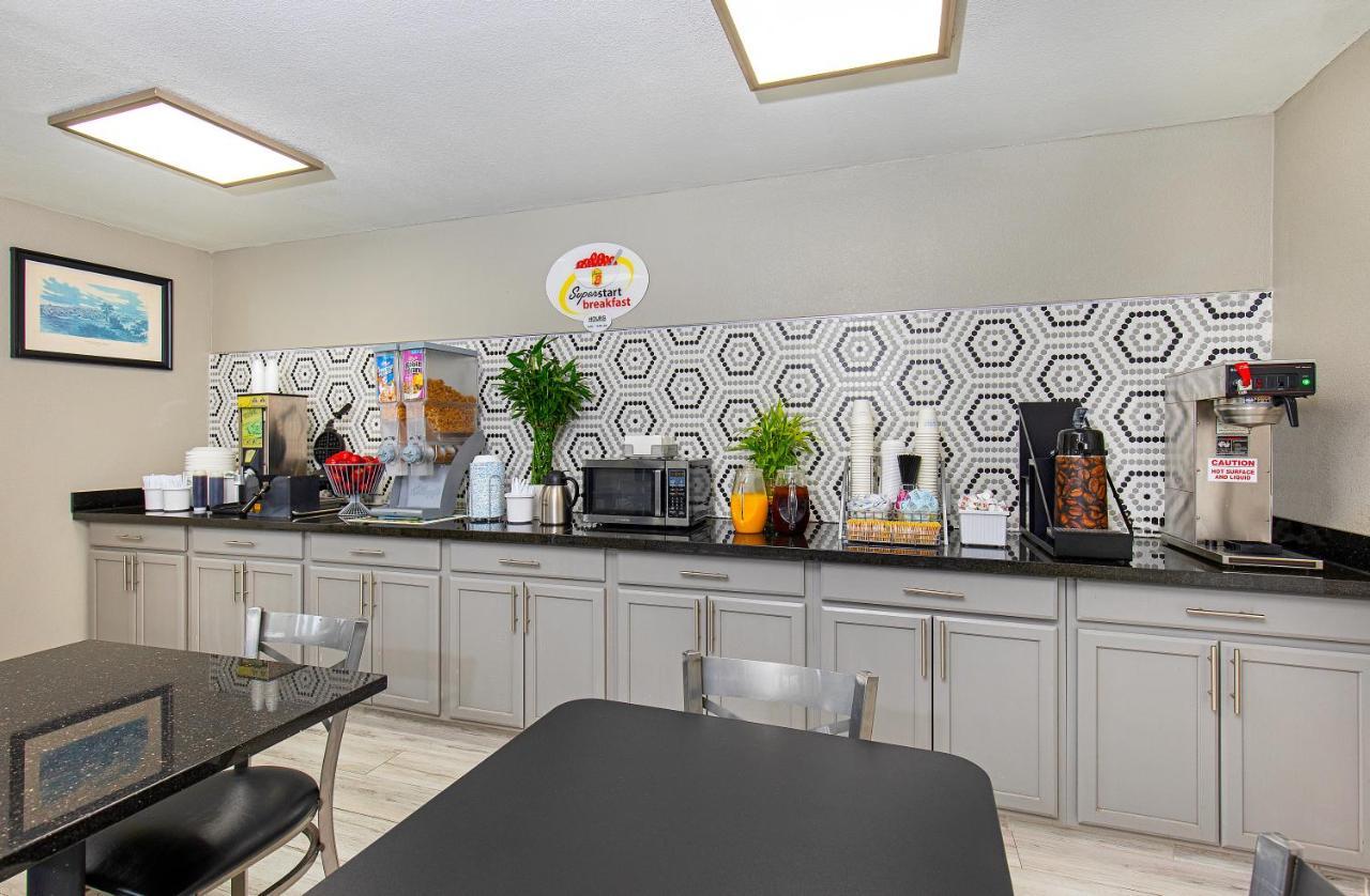 Super 8 By Wyndham Nashville West Extérieur photo