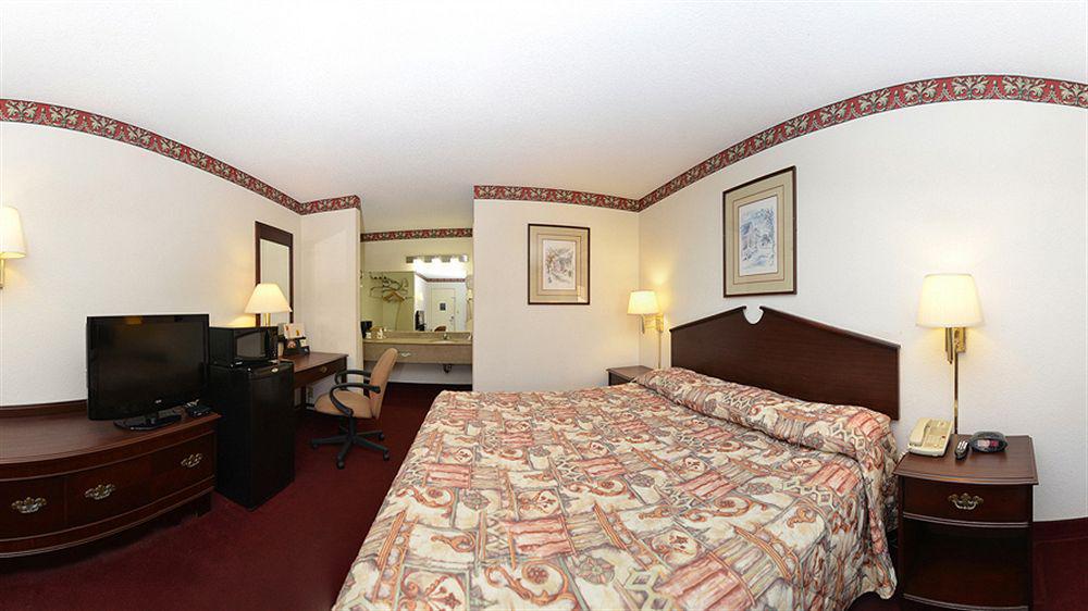 Super 8 By Wyndham Nashville West Extérieur photo